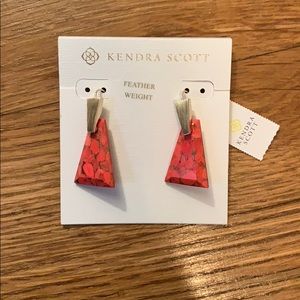 Brand New LIMITED EDITION Kendra Scott Earrings